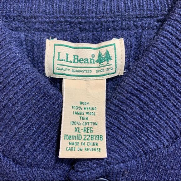 L.L. Bean Commando Sweater Merino Wool Lambs Wool Henley Navy XL EUC - Picture 10 of 13